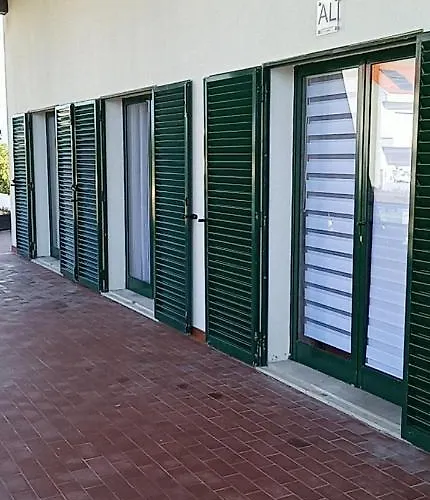 Ouro Waves 아파트 *